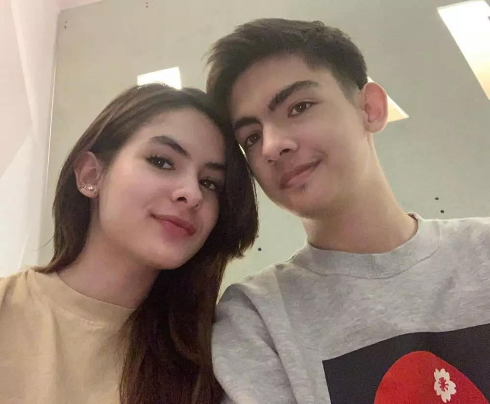 Steffi Zamora dan sang kakak Instagram