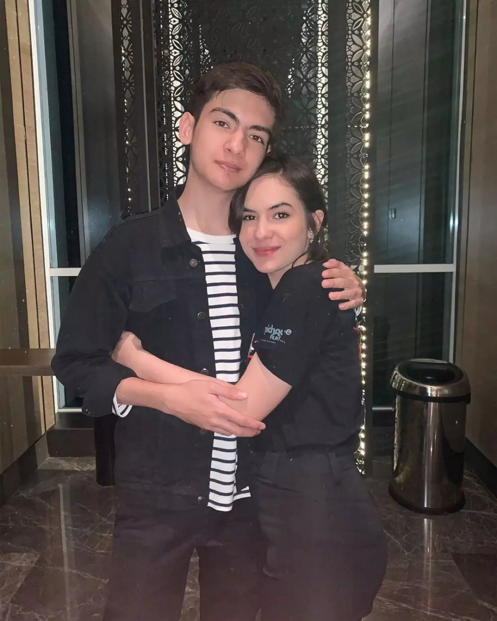 Steffi Zamora dan sang kakak Instagram