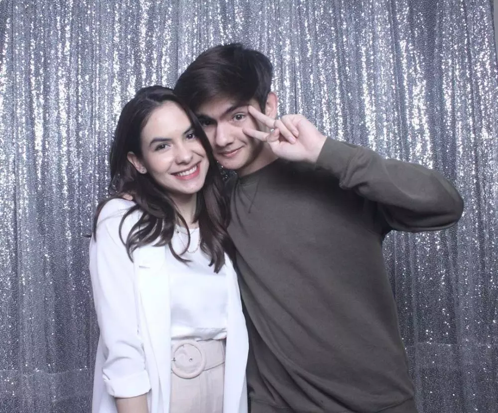 Steffi Zamora dan sang kakak Instagram