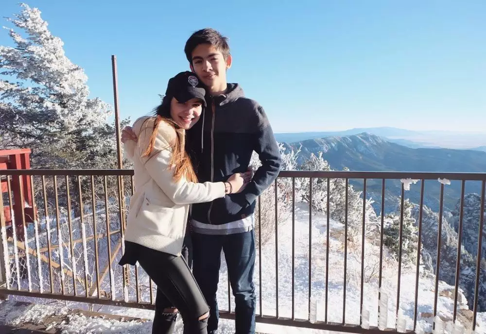 Steffi Zamora dan sang kakak Instagram