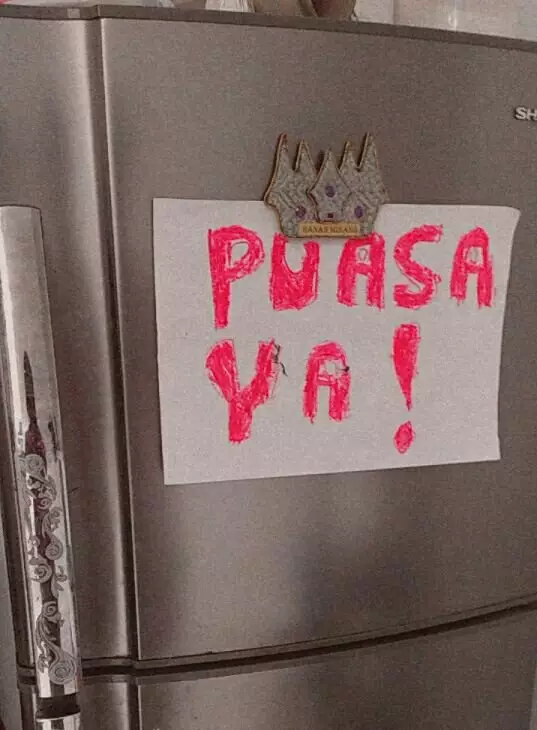 peringatan dilarang ambil makanan © 2020 brilio.net