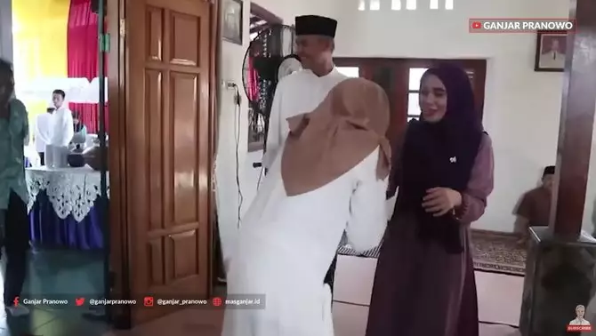 Youtube Ganjar Pranowo © 2020 brilio.net Youtube Ganjar Pranowo © 2020 brilio.net