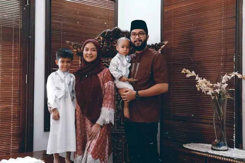 seleb menikah tanpa umbar asmara berbagai sumber