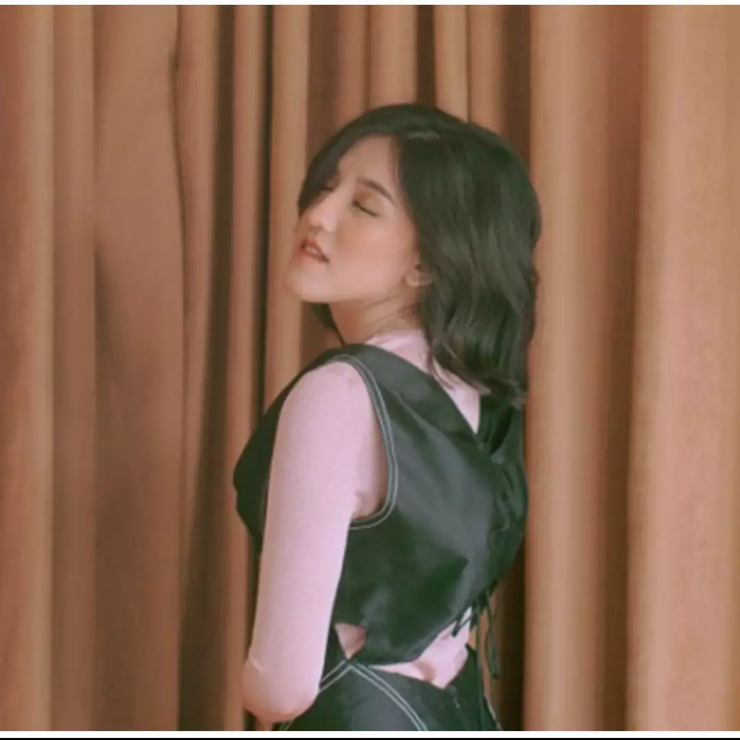 Ditinggal sang ayah, Ify Alyssa ungkap rindu lewat lagu baru