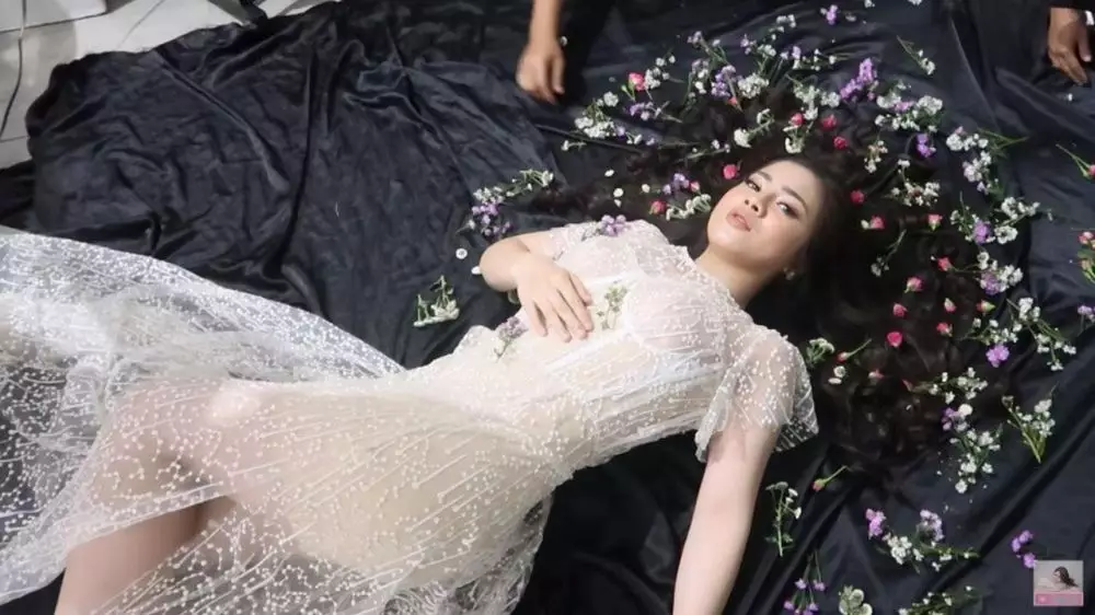 Felicya Angelista bak Han So-hee berbagai sumber