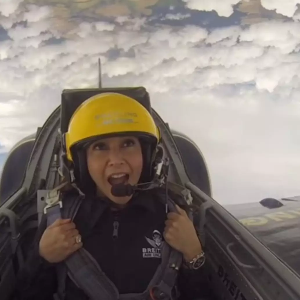 10 Potret Maia Estianty naik jet tempur di Perancis, seru banget