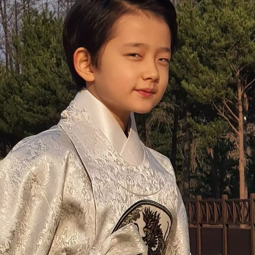 Potret Jeong Hyun-jun dalam 7 drama dan film Korea, ada Parasite