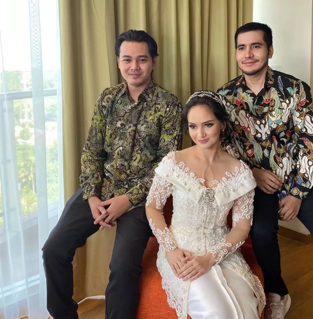 potret pernikahan Angelica dan Rico berbagai sumber