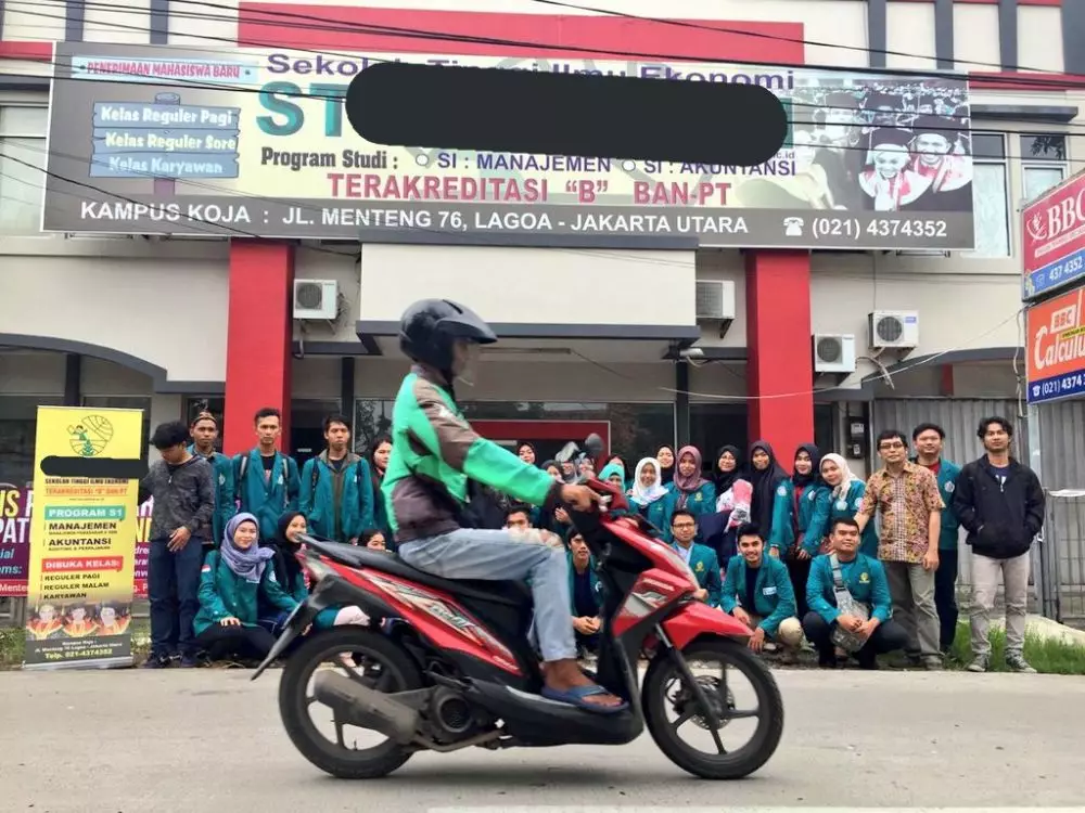 gagal foto motor Twitter