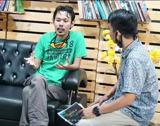 mahasiswa bertani berbagai sumber