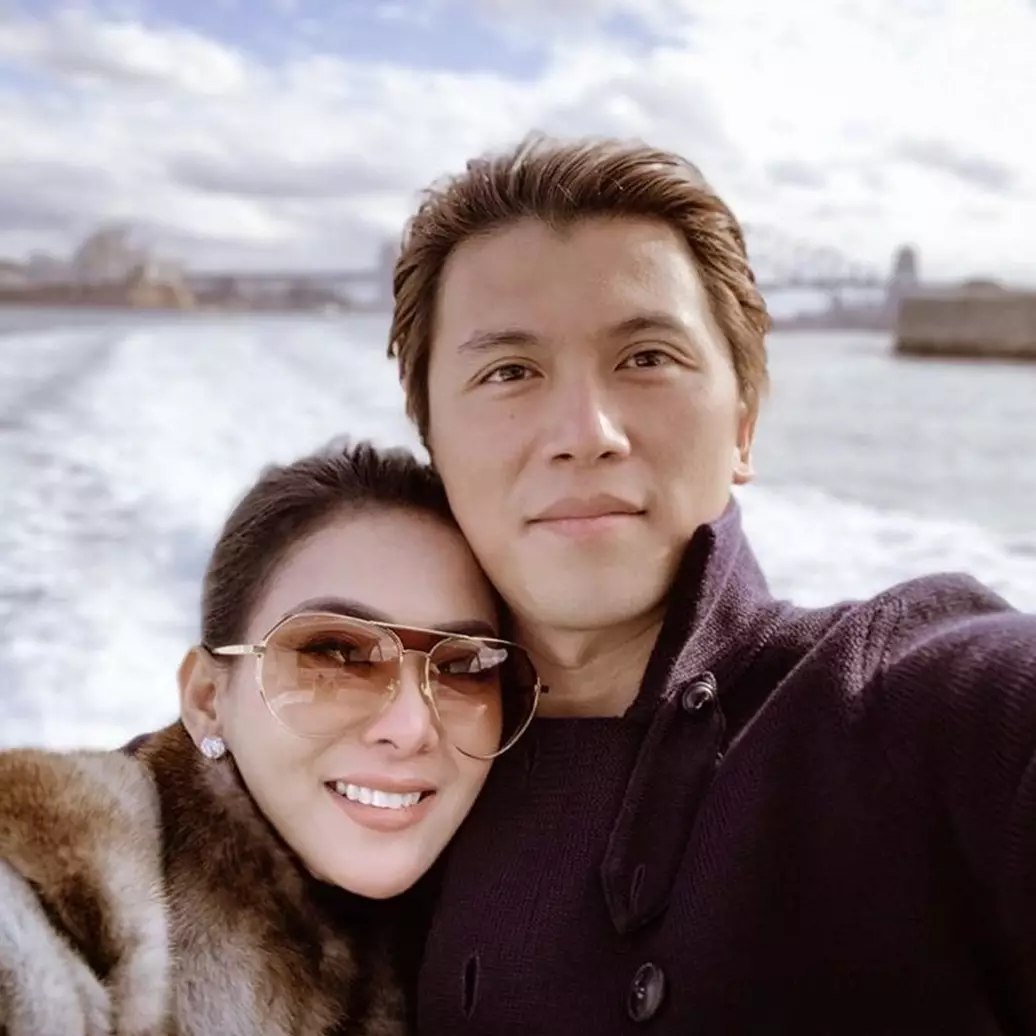 Reino Barack ulang tahun ke-36, ini 6 ucapan manis Syahrini