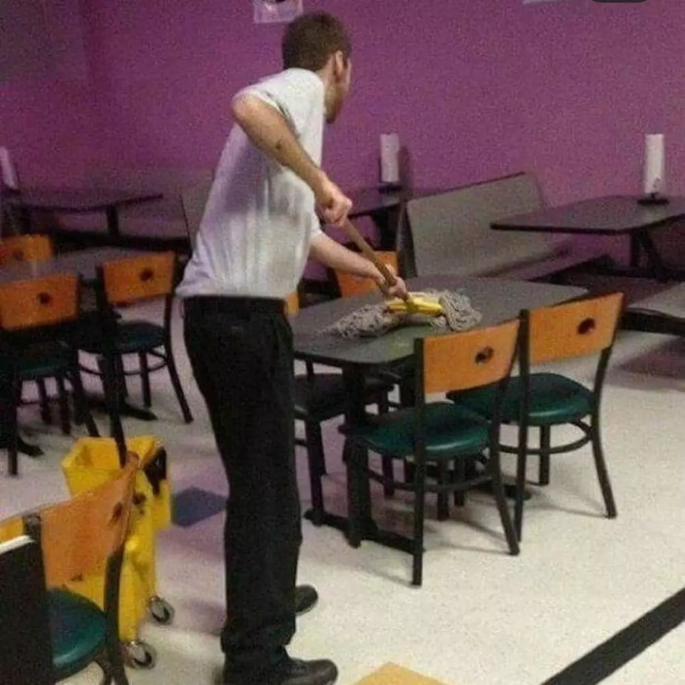 momen lucu malas kerja © 2020 instagram.com momen lucu malas kerja © 2020 instagram.com