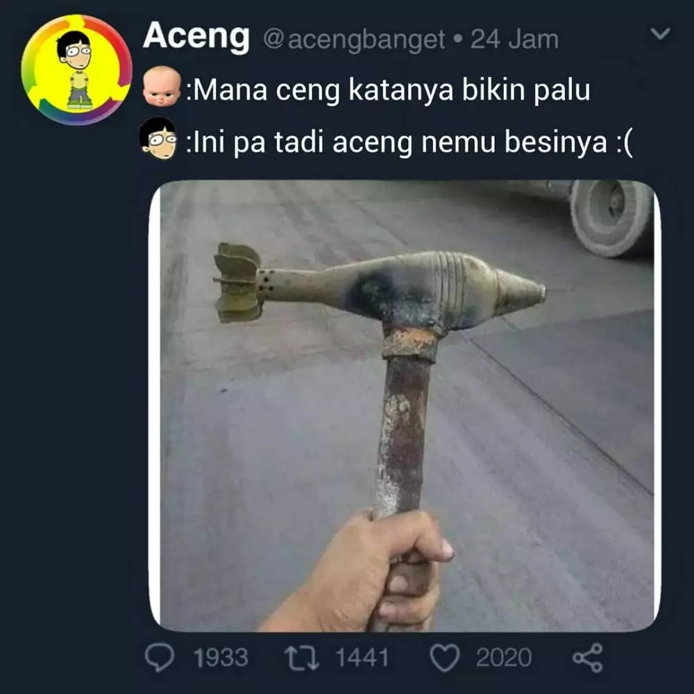 meme lucu salah pasang barang © 2020 instagram.com