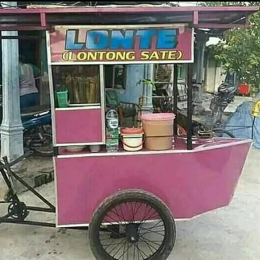 strategi marketing absurd © 2020 instagram.com strategi marketing absurd © 2020 instagram.com