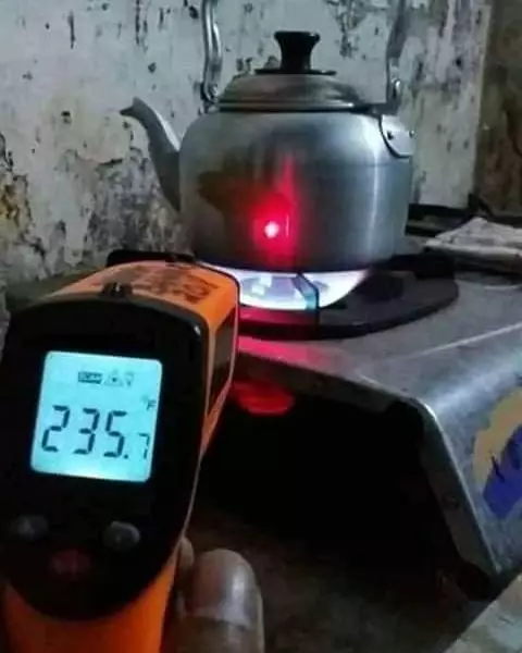 aksi kocak cek suhu Instagram