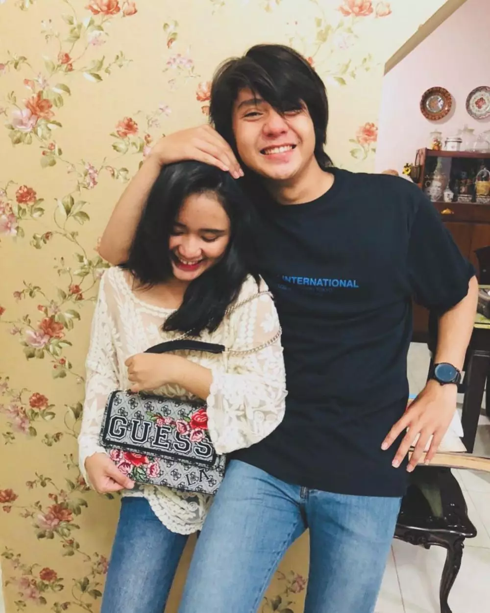 potret kebersamaan arbani yasiz dan adik instagram