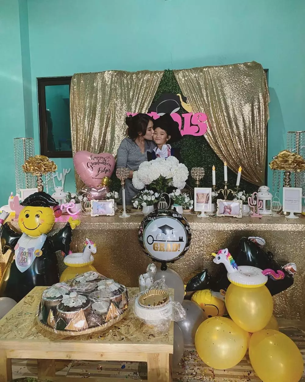 momen wisuda bilqis anak ayu ting ting instagram