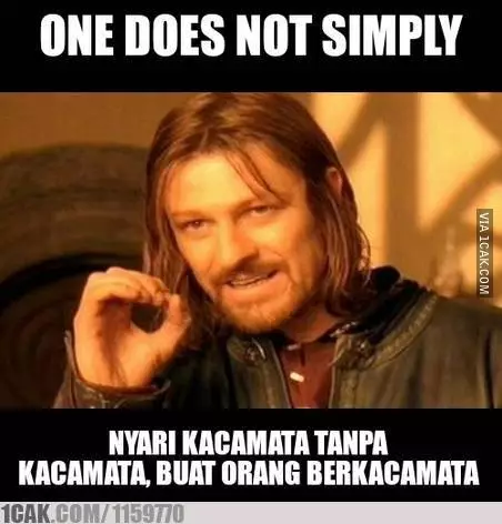 Meme orang berkaca mata berbagai sumber Meme orang berkaca mata berbagai sumber