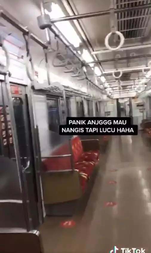 viral penumpang terjebak di gerbong Berbagai Sumber