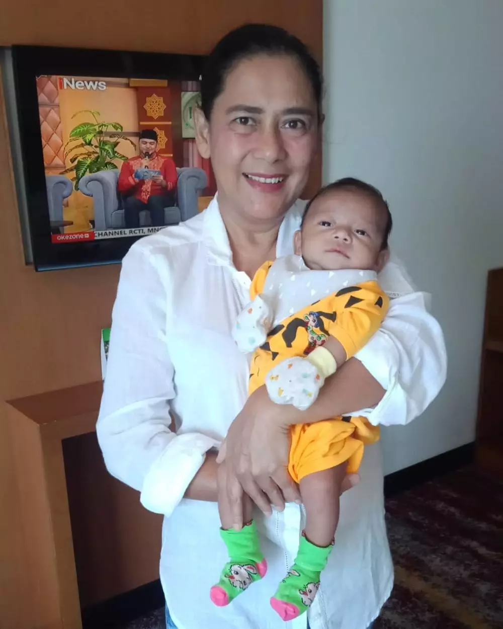 lydia kandou cucu kelima © 2020 brilio.net lydia kandou cucu kelima © 2020 brilio.net