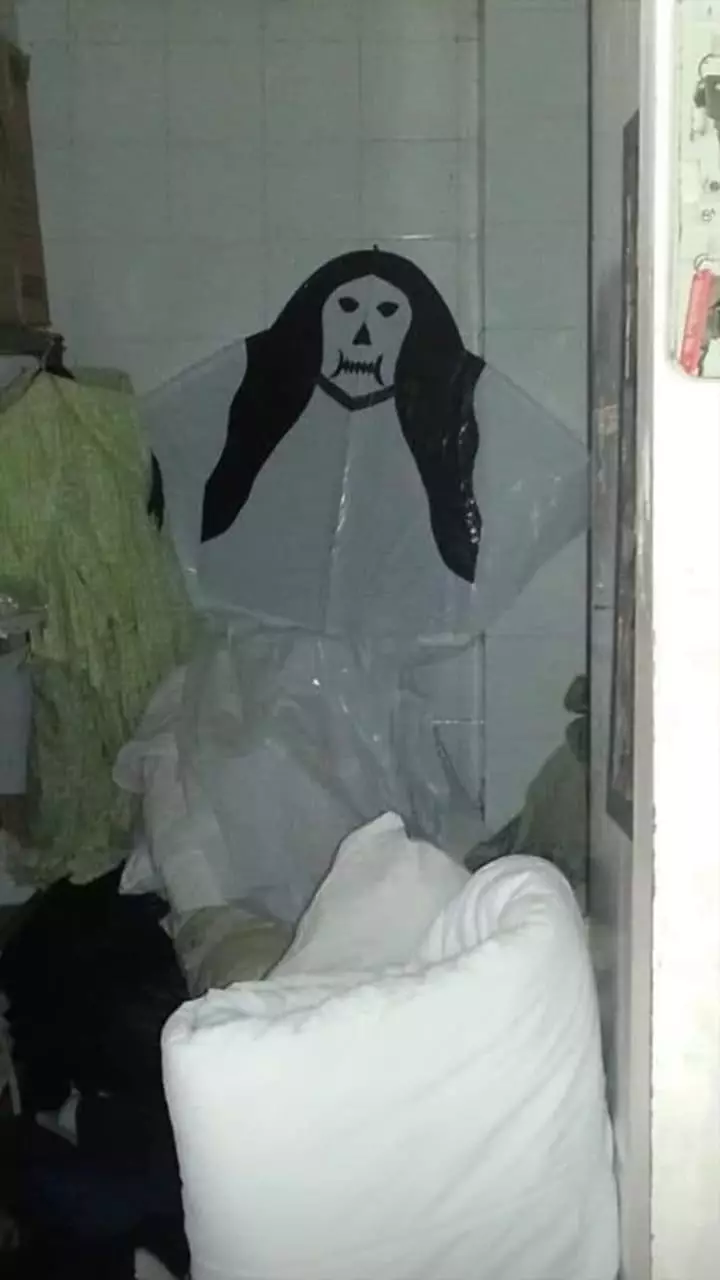 Bentuk layang-layang serem Berbagai sumber  Bentuk layang-layang serem Berbagai sumber