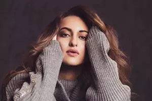 Sonakshi Sinha tutup akun Twitter jadi sorotan, ini alasannya 