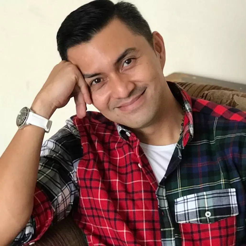 Potret rumah 5 seleb 90-an, punya Anjasmara curi perhatian