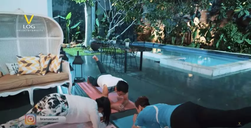 YouTube VRL Bramasta © 2020 brilio.net YouTube VRL Bramasta © 2020 brilio.net