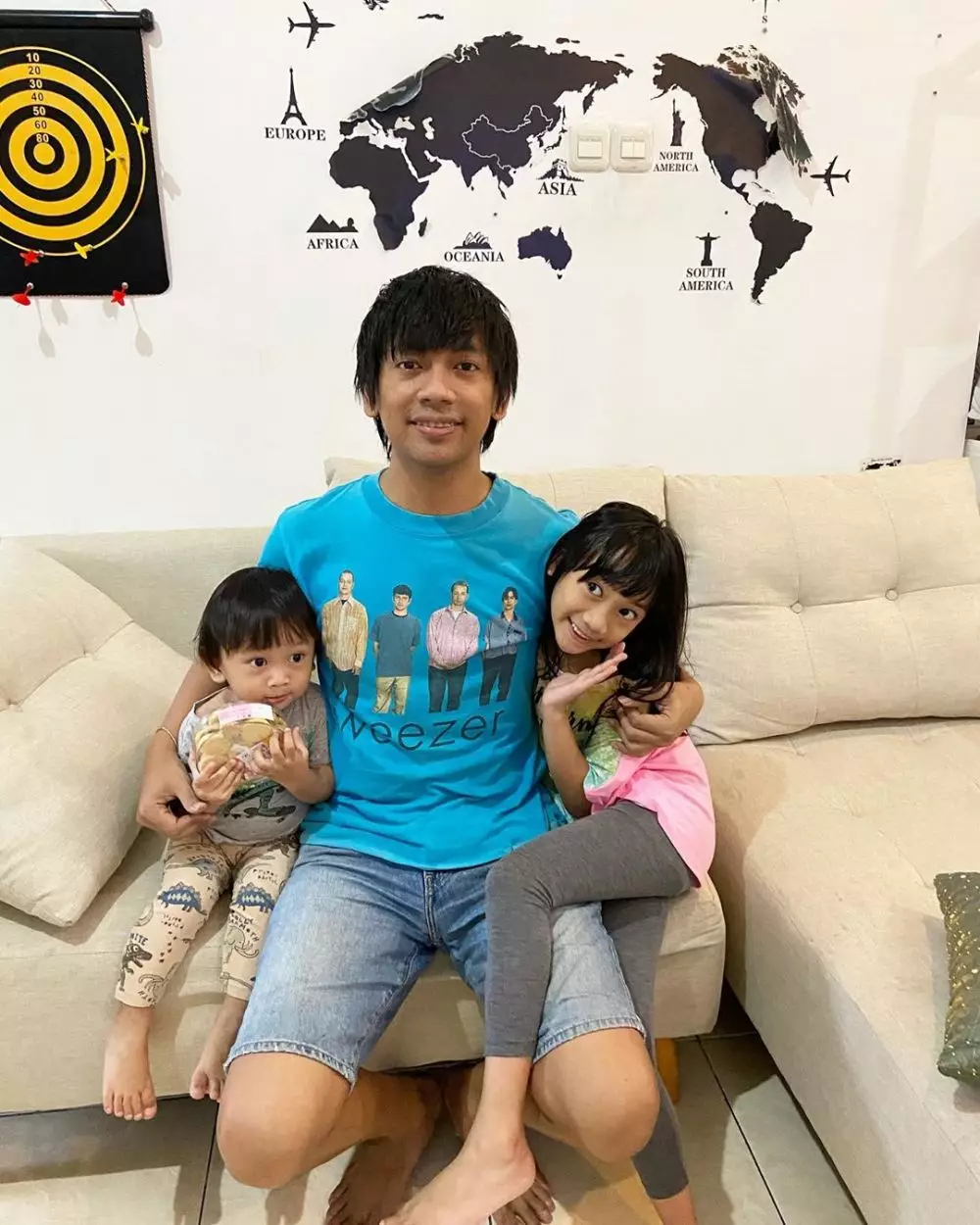 Rian D'masiv dan keluarga Instagram Rian D'masiv dan keluarga Instagram