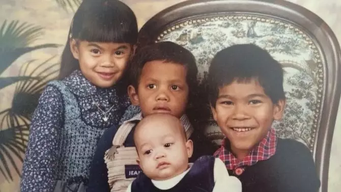 Warga belanda terpisah dengan ibu selama puluhan tahun © 2020 brilio.net