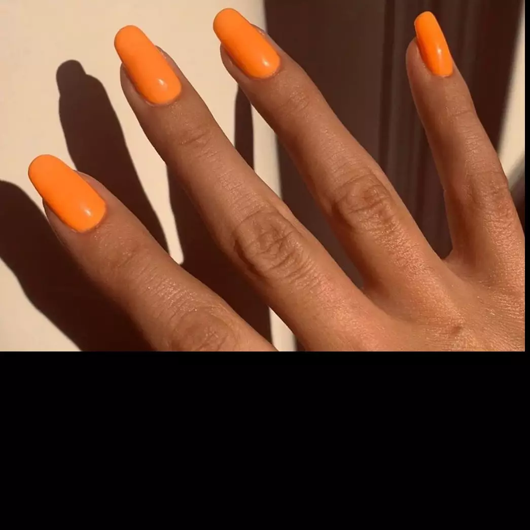 5 Tren nail art 2020, bisa dicoba di rumah