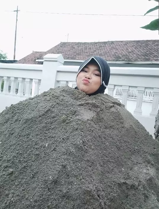 kekeyi piknik di rumah Instagram/rahmawatikekeyiputricantikka23 kekeyi piknik di rumah Instagram/rahmawatikekeyiputricantikka23