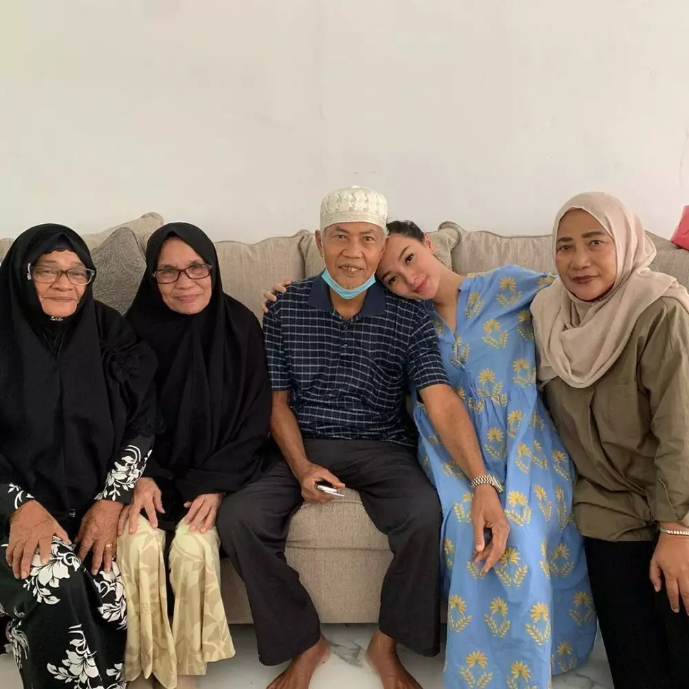 kedekatan pedangdut bareng mertua Instagram