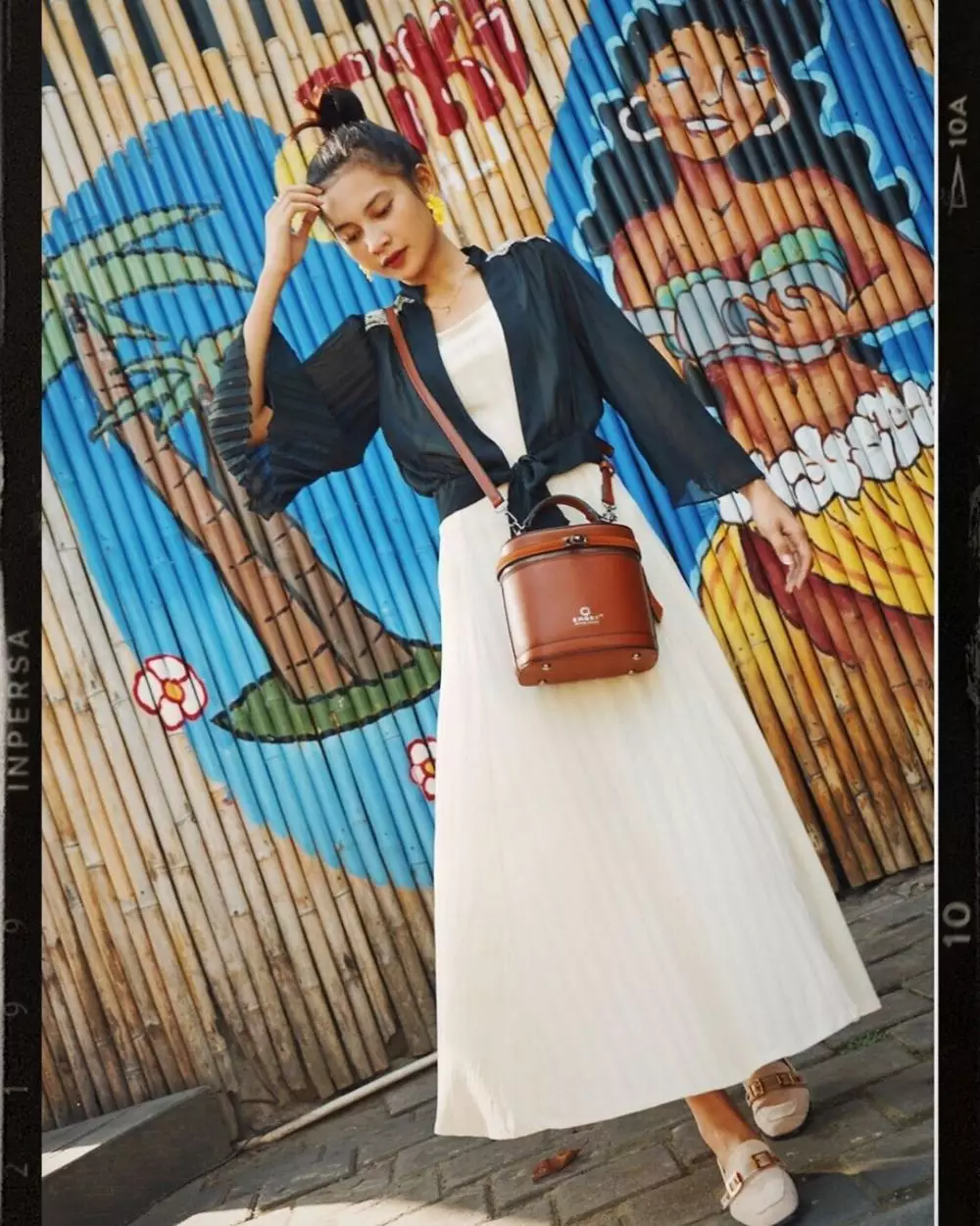 Gaya feminin Indah Permatasari Instagram