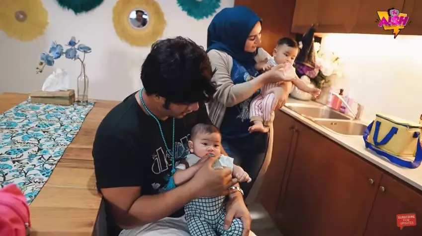 Momen Irish Bella dan Ammar Zoni asuh si kembar YouTube Momen Irish Bella dan Ammar Zoni asuh si kembar YouTube