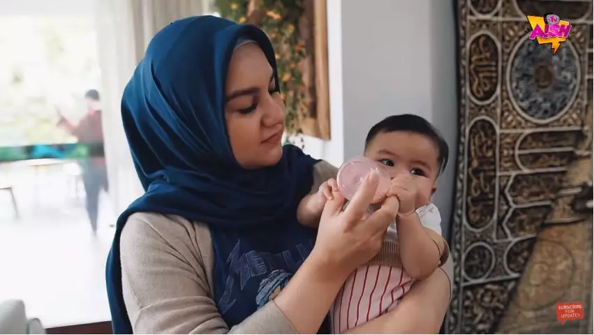 Momen Irish Bella dan Ammar Zoni asuh si kembar YouTube Momen Irish Bella dan Ammar Zoni asuh si kembar YouTube