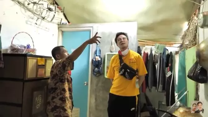 rumah pak slamet sebelum sesudah YouTube/Baim Paula rumah pak slamet sebelum sesudah YouTube/Baim Paula