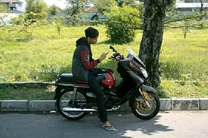 momen absurd pengendara motor © 2020 instagram.com momen absurd pengendara motor © 2020 instagram.com