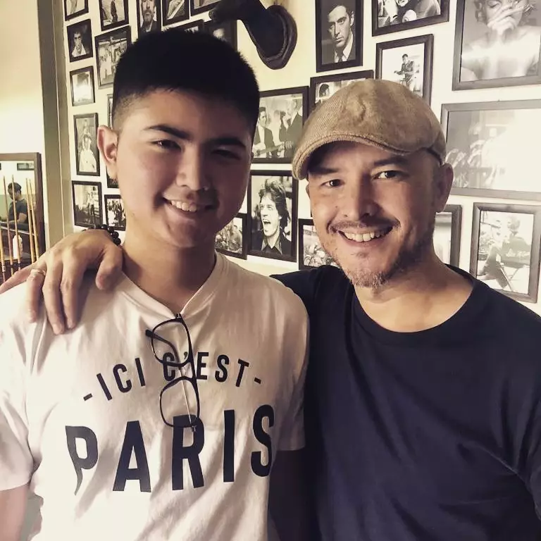 Alex Tian dan keluarga barunya Instagram