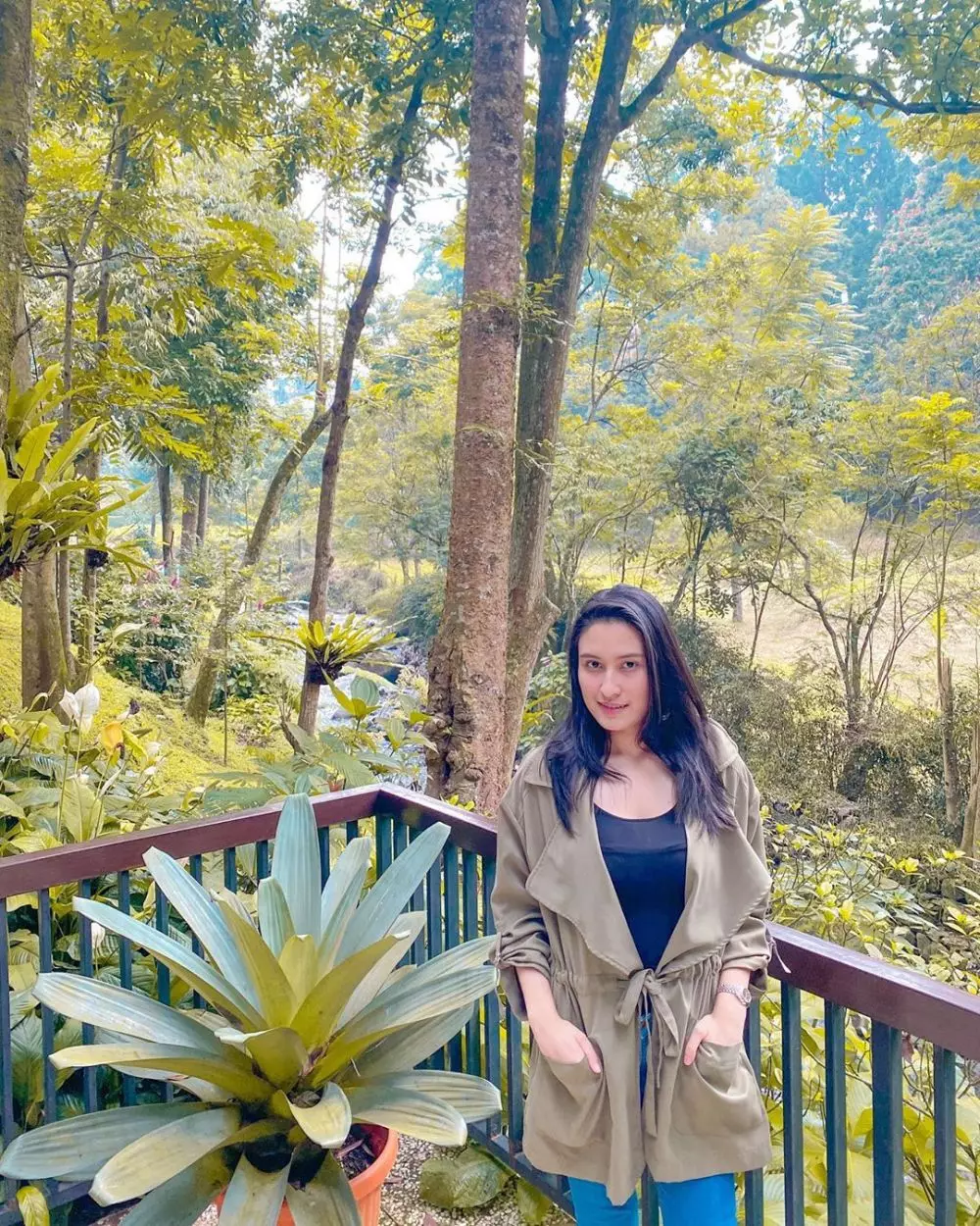 Potret Adly dan Angbeen honeymoon © 2020 brilio.net Potret Adly dan Angbeen honeymoon © 2020 brilio.net