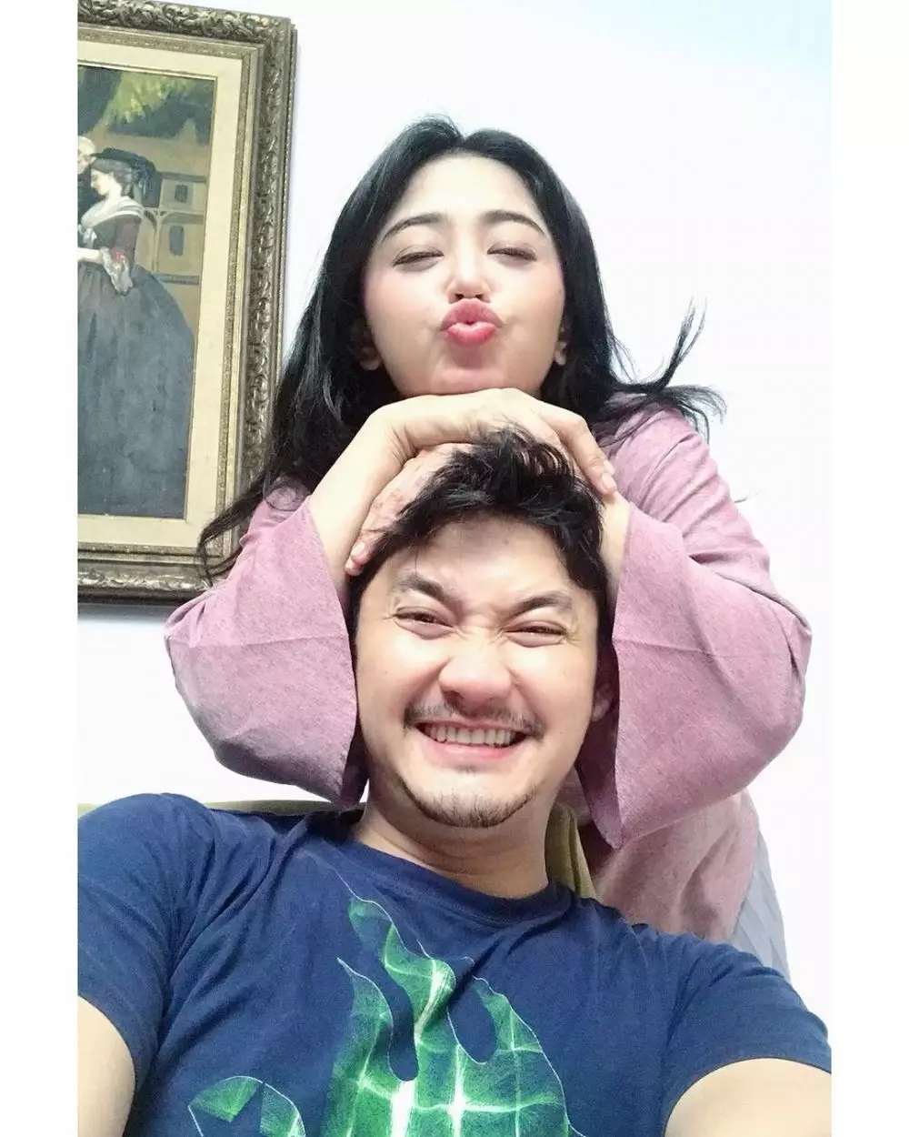 Instagram.com/@anggawijaya88 © 2020 brilio.net Instagram.com/@anggawijaya88 © 2020 brilio.net