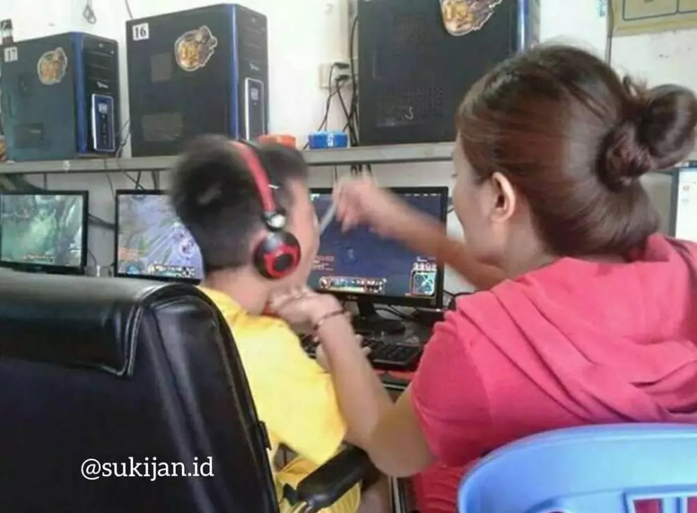 ide kreatif emak momong anak © 2020 instagram.com