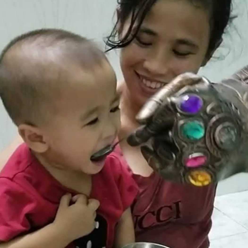 8 Ide kreatif emak-emak waktu asuh anak ini bikin tepuk jidat