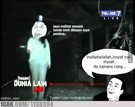 Meme saat di tempat angker Berbagai sumber