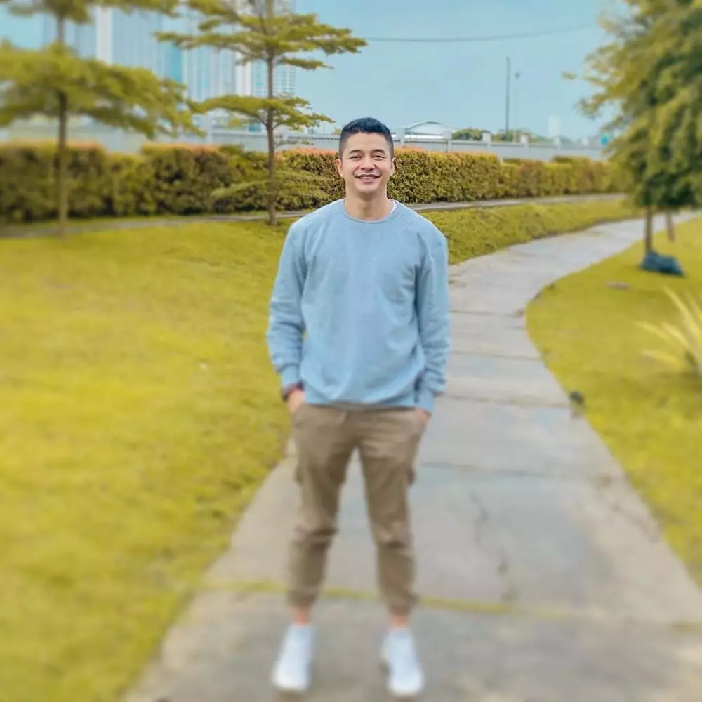 Pesinetron ganteng dulunya anak band Instagram  Pesinetron ganteng dulunya anak band Instagram