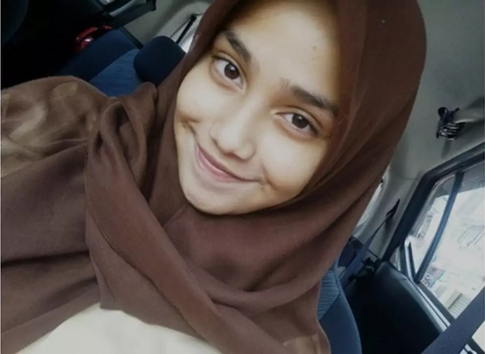 Syifa Hadju berbagai sumber