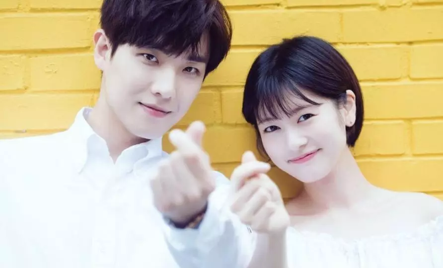 Lee Joon dan Jung So-min putus Twitter Lee Joon dan Jung So-min putus Twitter