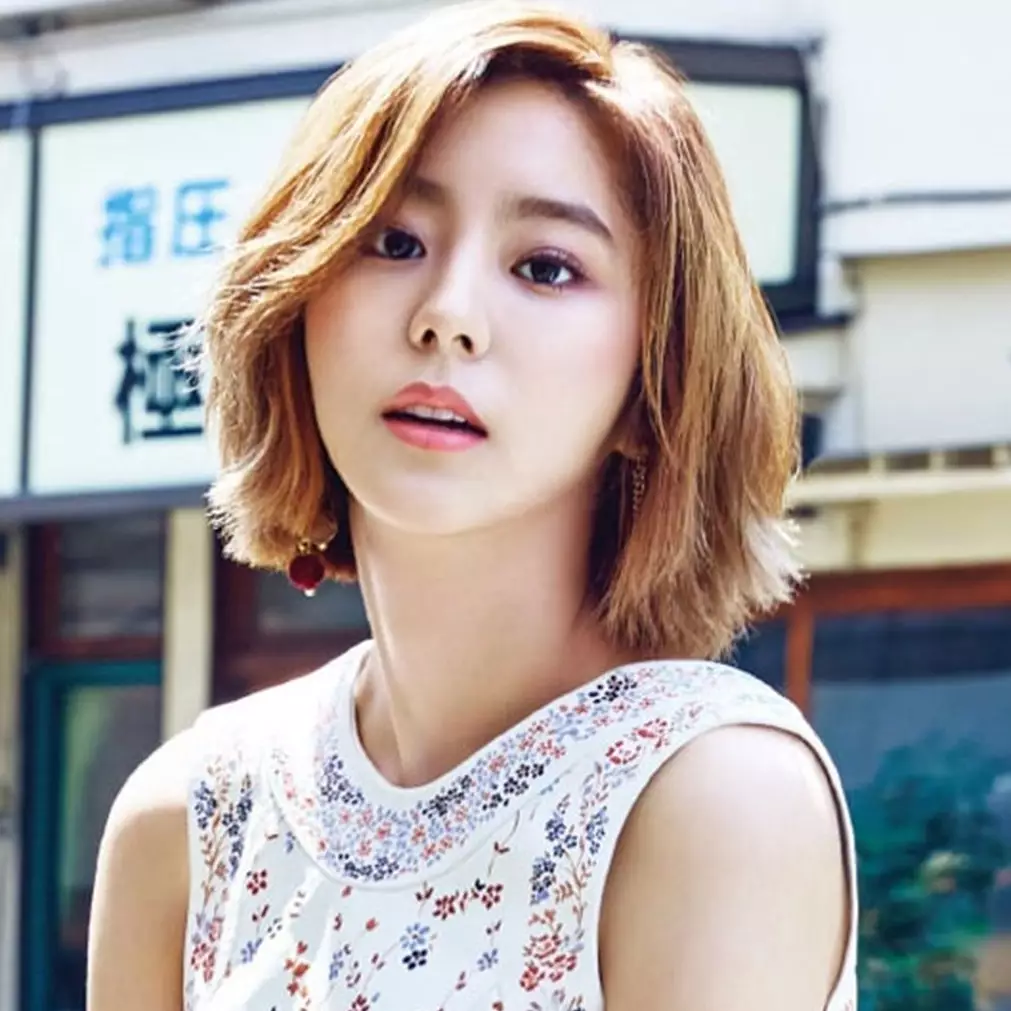 Gaya 8 artis cantik Korea saat pool dance ini curi perhatian