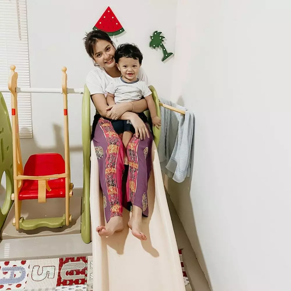 penampakan rumah mytha lestari instagram