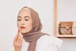4 Tips tetap nyaman berhijab pada musim panas